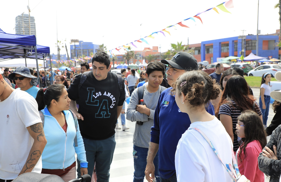 “Calle de los niños y niñas 2023” de la Municipalidad de Iquique convocó a miles de familias en Parque Playa Brava
