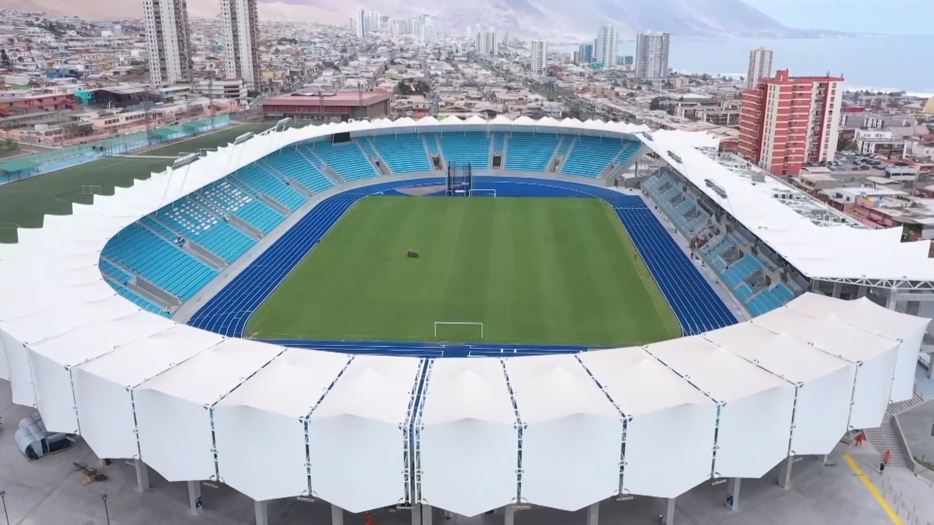 IMI habilita Estadio Municipal "Tierra de Campeones Ramón Estay Saavedra" como punto de acopio de artículos de primera necesidad