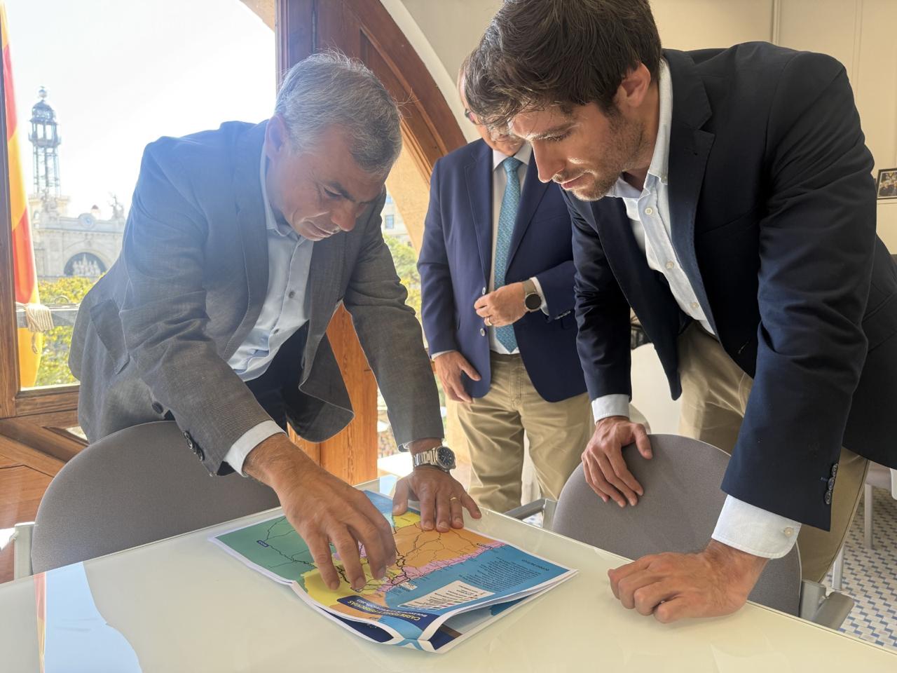 Municipalidad de Iquique impulsa relaciones con Ayuntamiento de Valencia, España